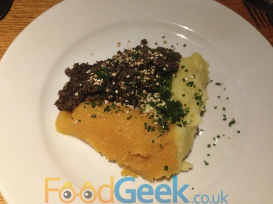 Haggis, Mashed Neeps & Champit Tatties