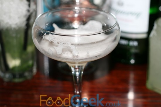 Bluebell Paris: Bombay Sapphire Gin & Elderflower