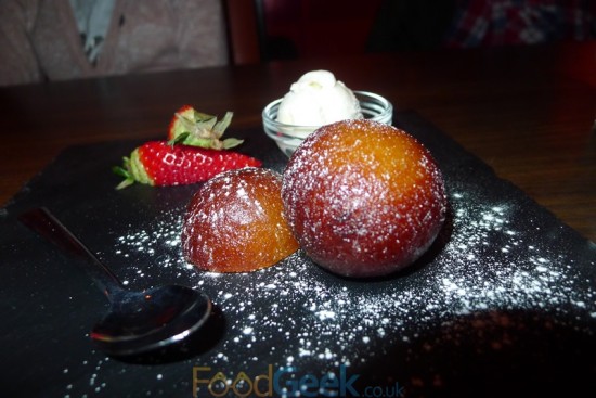 Gulab jamun