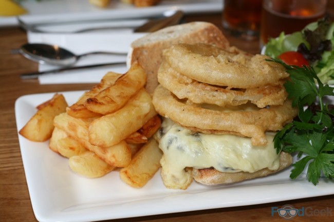 Steak Burger & Onion Rings