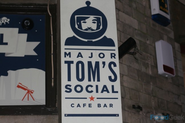 Major Tom's Social